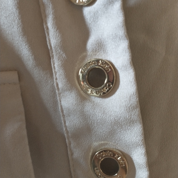 Calvin Klein loose fit Blouse - Picture 3 of 4